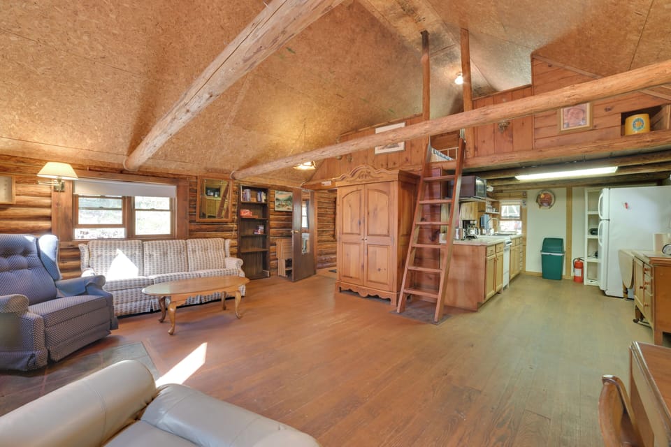 House (1 Bedroom) | Interior