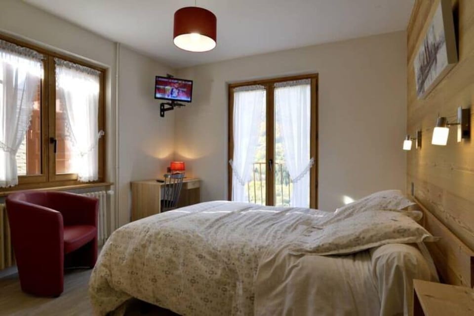 Double Room, Balcony | Free WiFi