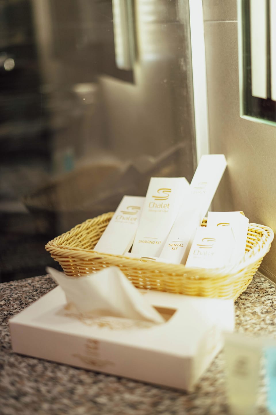 Shower, rainfall showerhead, free toiletries, hair dryer