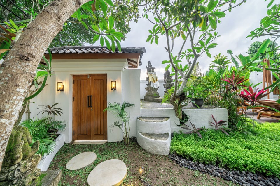 Luxury Villa, Pool View | Exterior detail