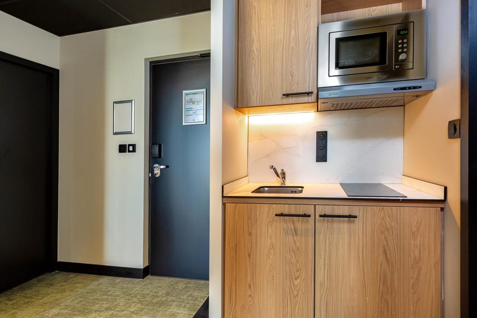Private kitchenette