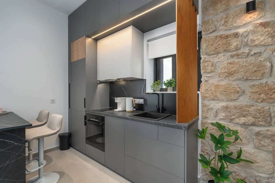 Stylish Open Kitchen with Dining Space