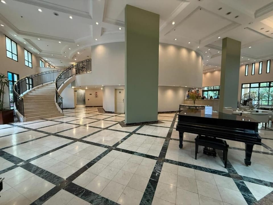 Comfort Apartment, City View | Reception
