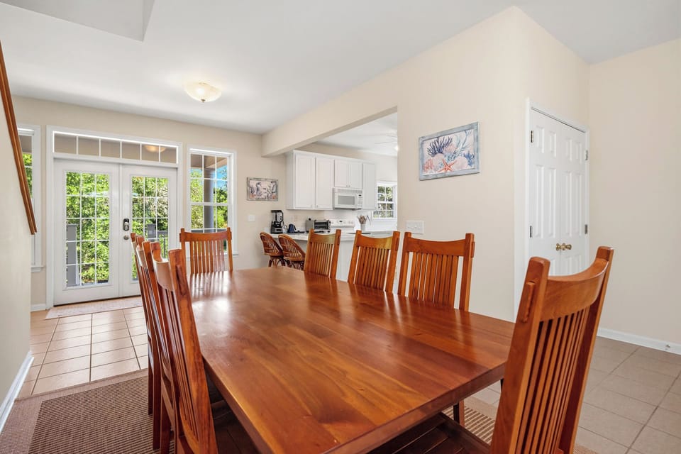 Dining Area - 1st Level East