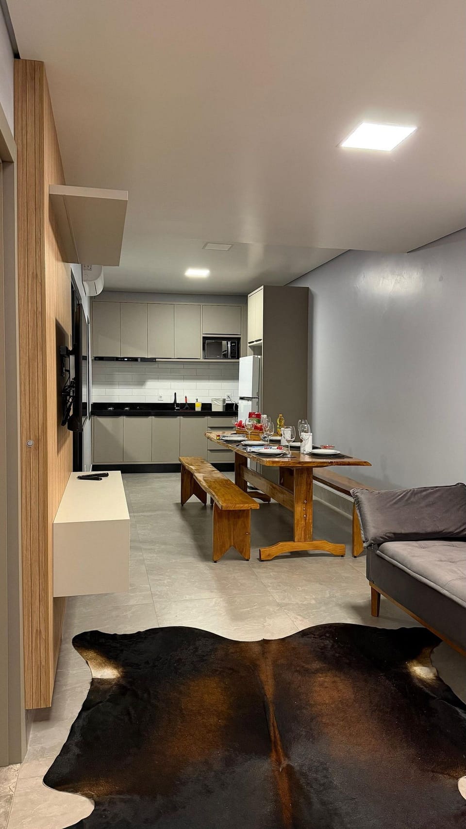 Apartment | Dining