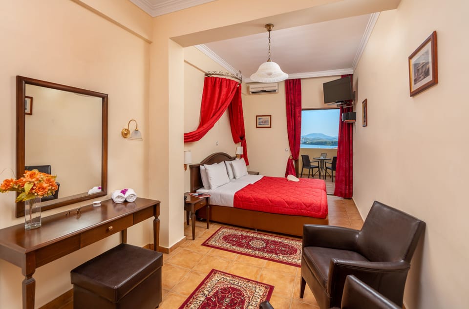 Luxury Room (Panoramic View) | Minibar, in-room safe, desk, free WiFi