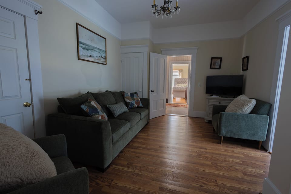  The Driftwood Suite | Living area