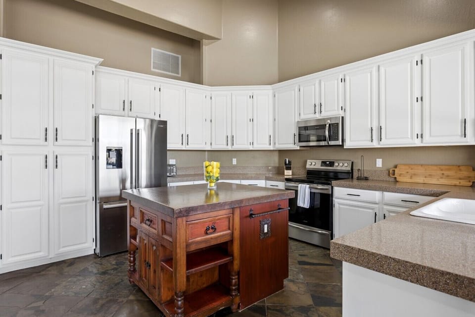 17-16207 S 13th Ave, Phoenix, AZ  85045 - 017