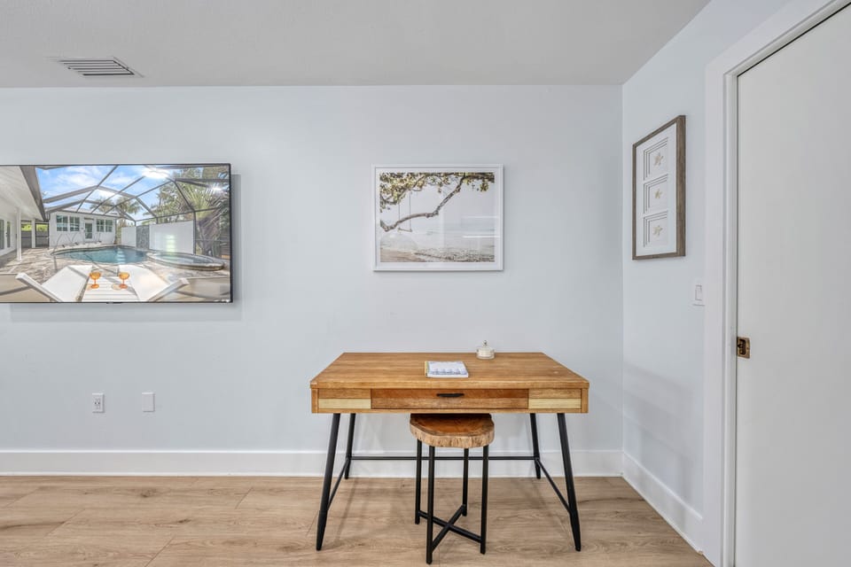 Tucked-away workspace for checking emails or planning your day.