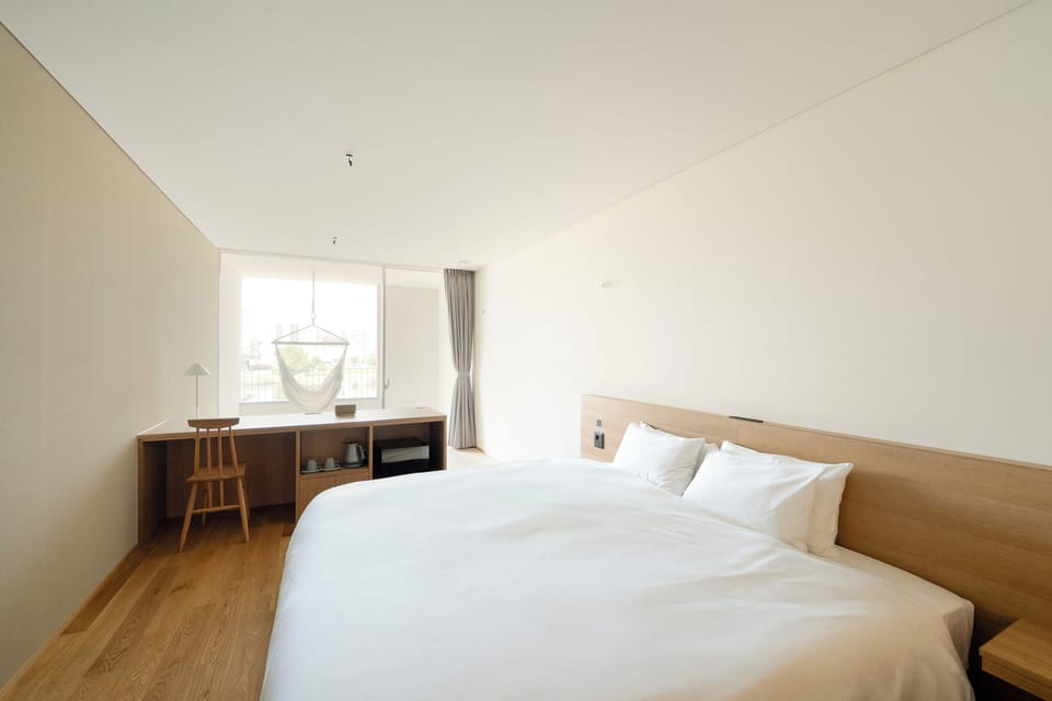 Standard Double Room, River View | In-room safe, desk, free WiFi, bed sheets