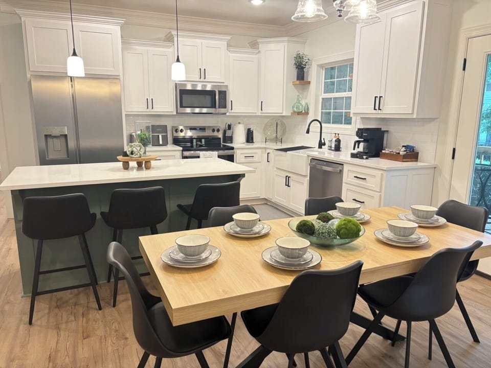 Kitchen and dining area