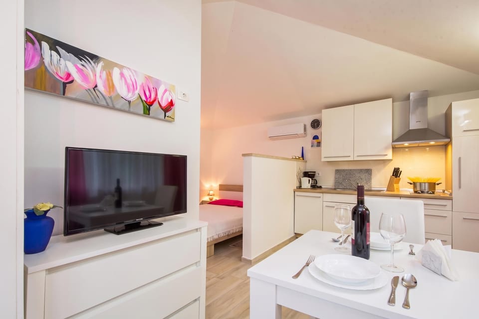 Kitchenette