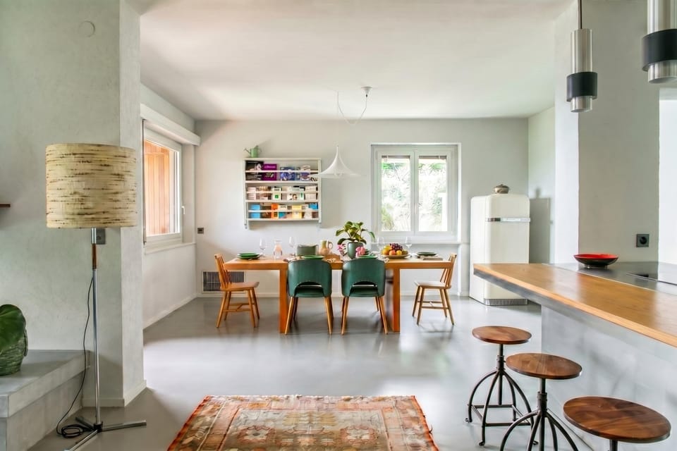 Kitchen and dining area