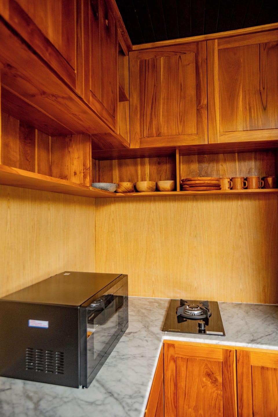 Standard Double or Twin Room, Pool View | Private kitchen | Full-size fridge, microwave, stovetop, cookware/dishes/utensils
