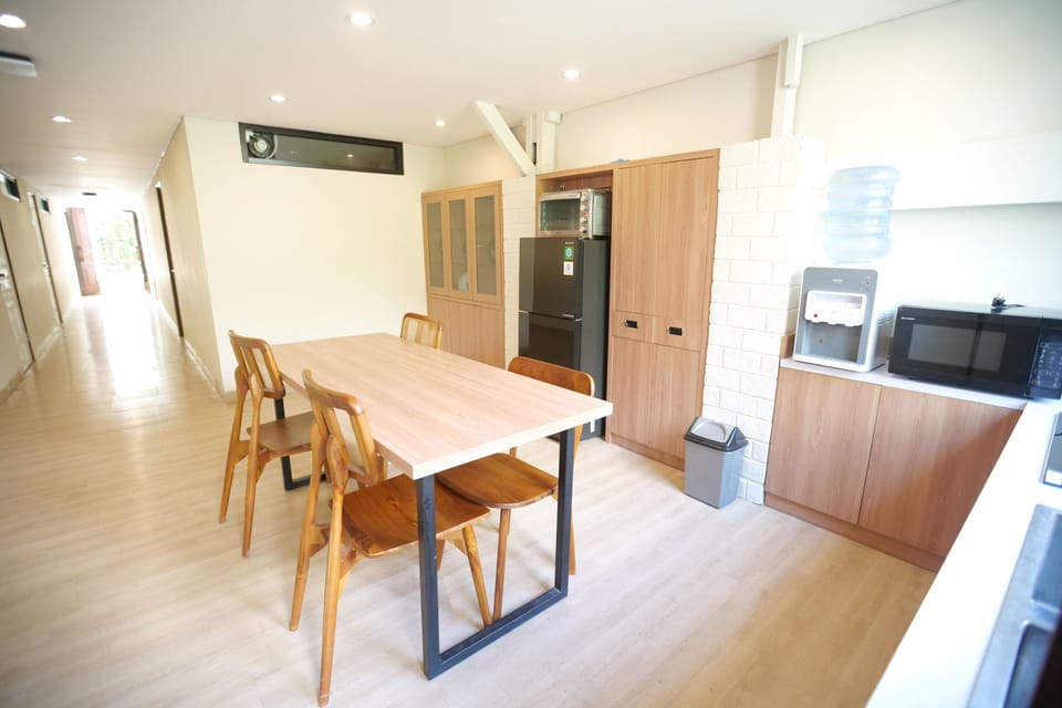 Standard Double Room | Dining room