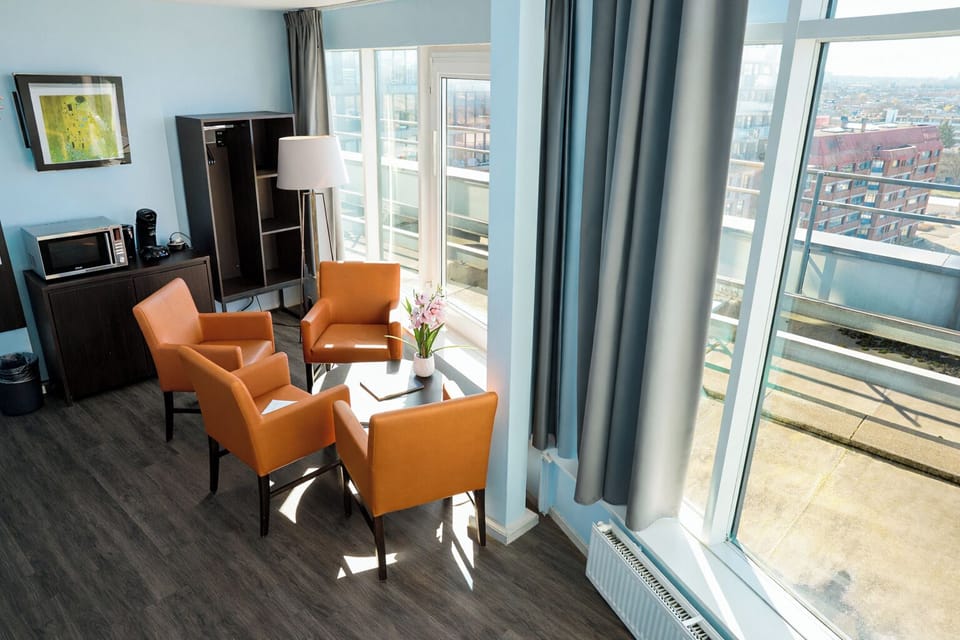 Family Suite | In-room safe, desk, laptop workspace, free WiFi