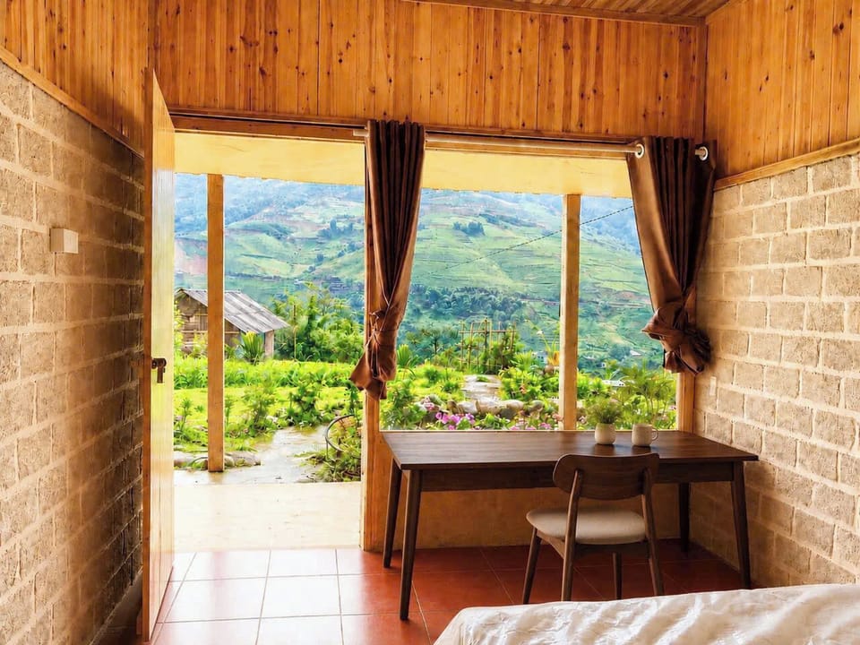 Superior Double Room, Garden View | Desk, blackout drapes, iron/ironing board, WiFi (free)