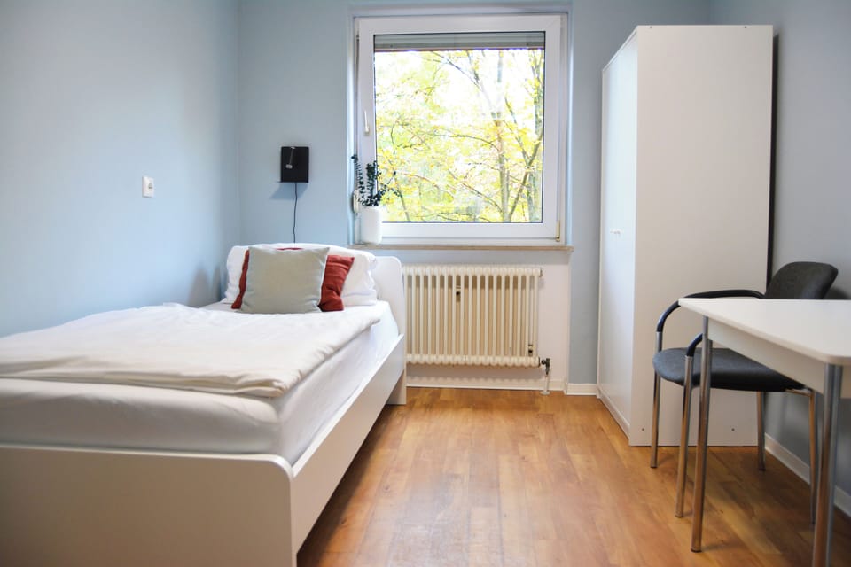 Single Room, Shared Bathroom | WiFi (free), bed sheets