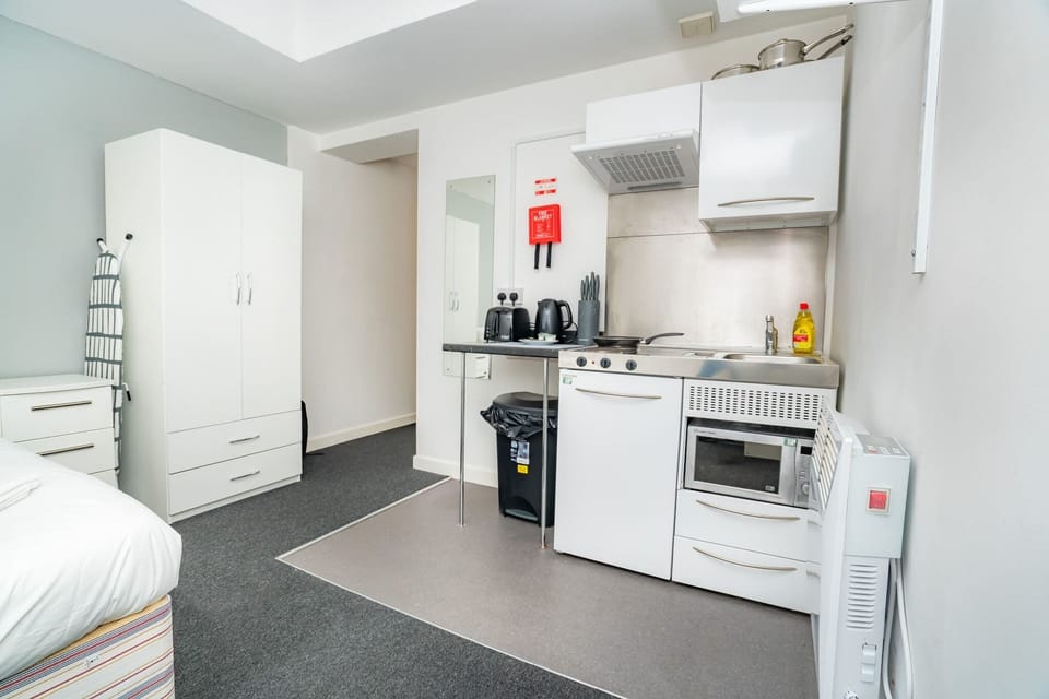 Kitchenette