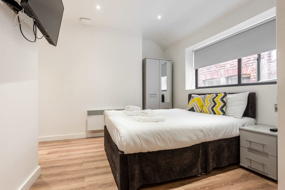Double Bed