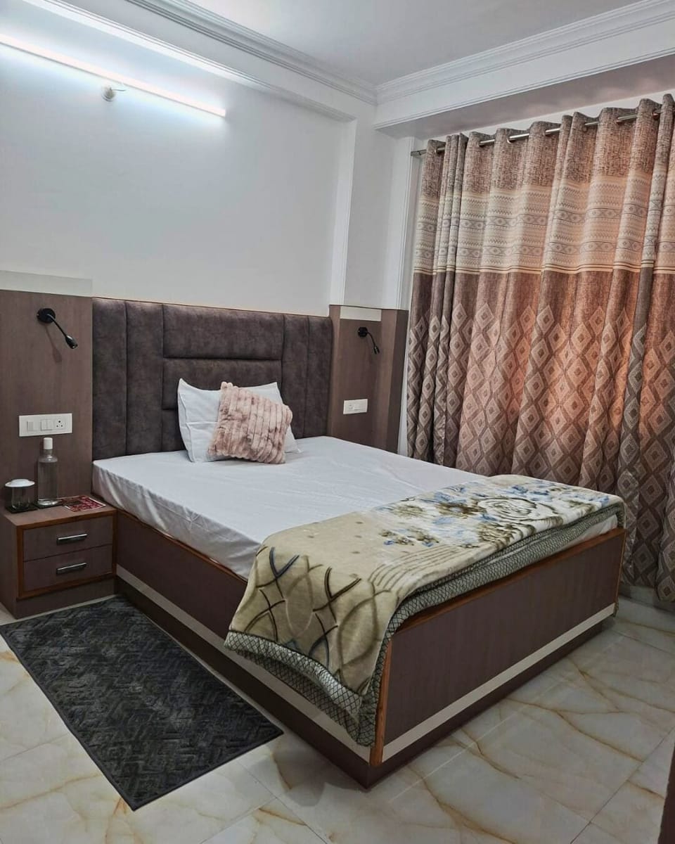 Deluxe Room | Free WiFi