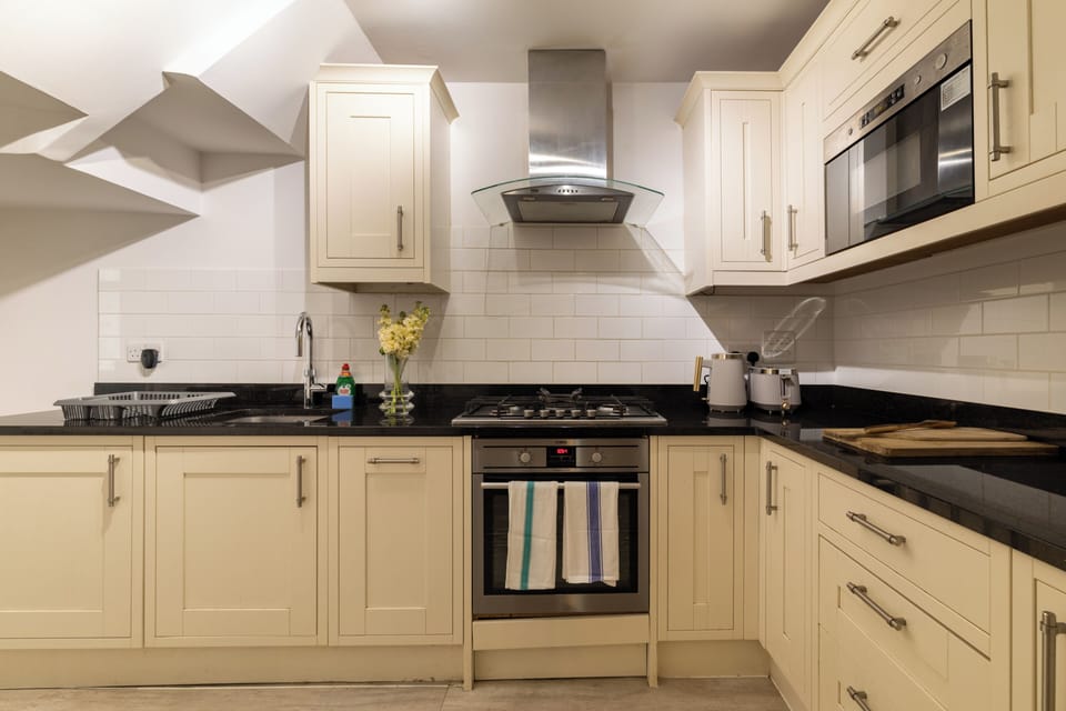 Apartment, Patio | Private kitchen