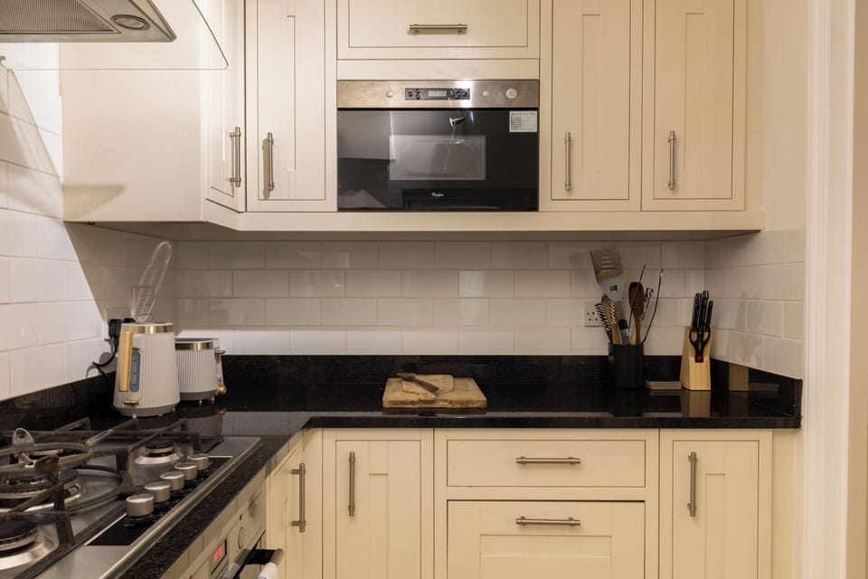 Apartment, Patio | Private kitchen