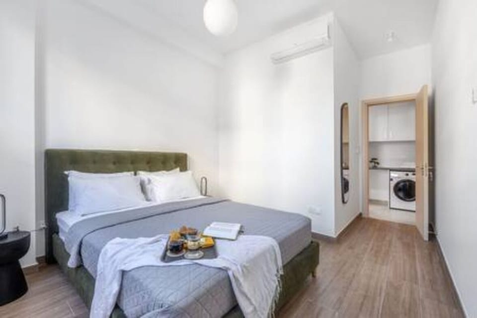 Washing machine, Bed, Bedroom