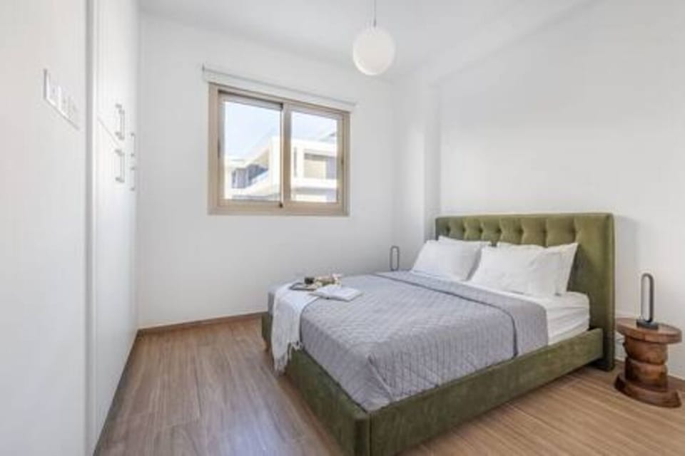 Bed, Bedroom, Decorative detail