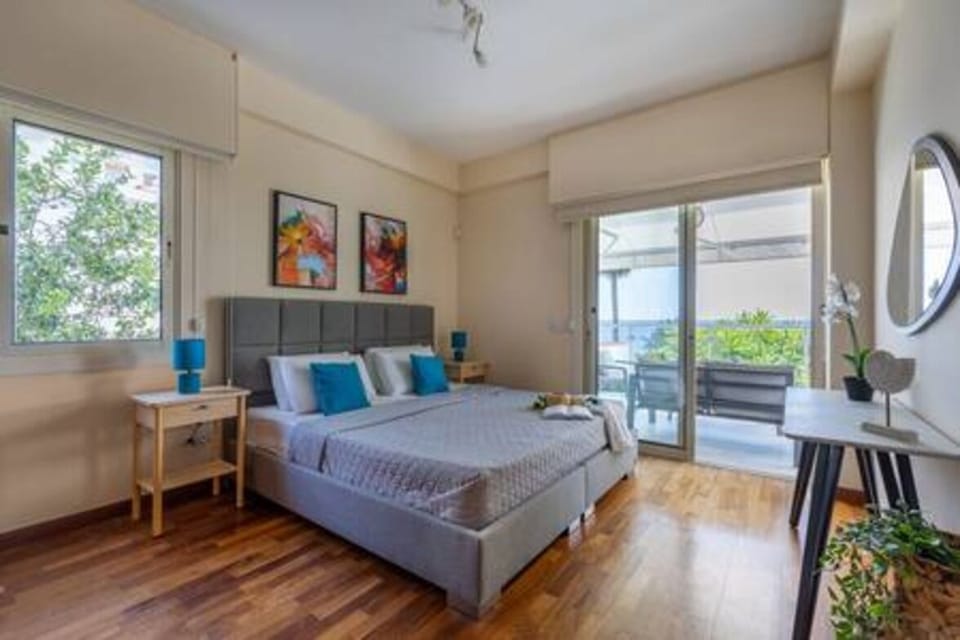 Decorative detail, Bed, Bedroom