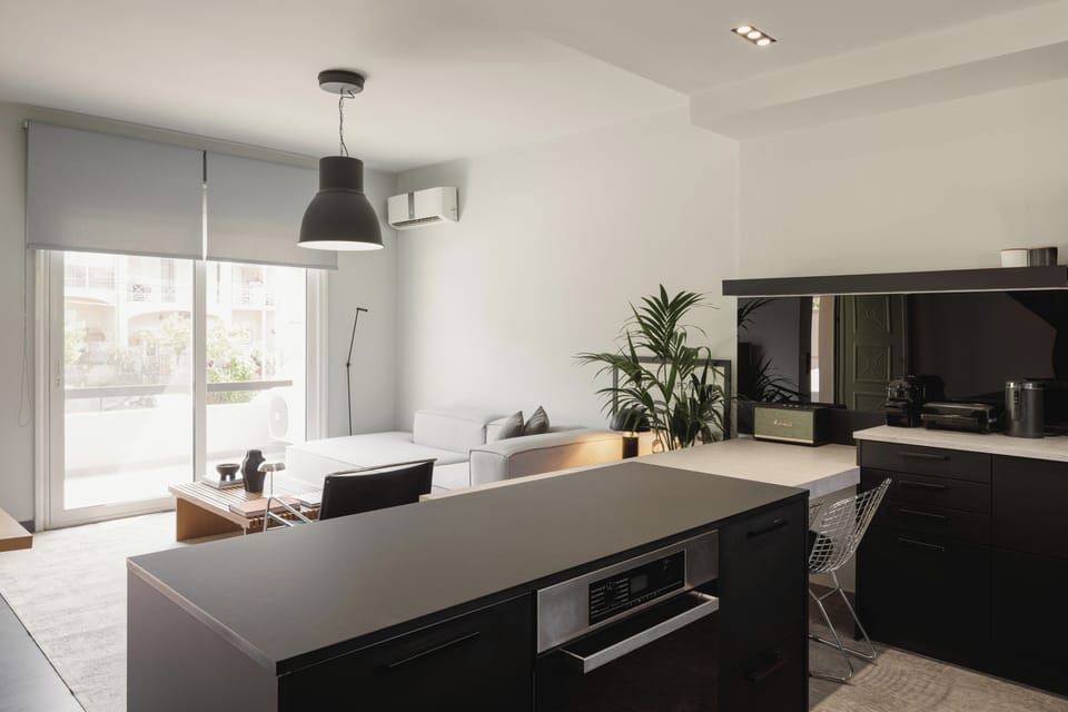 Apartment | Living area | Flat-screen TV