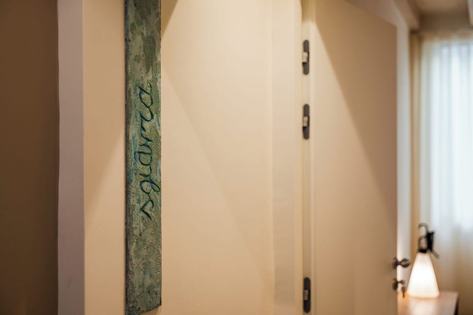 Suite | Free WiFi