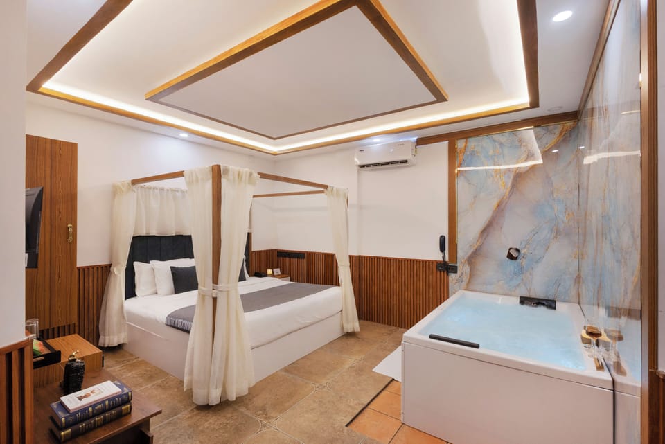 Elite Suite | Iron/ironing board, free WiFi