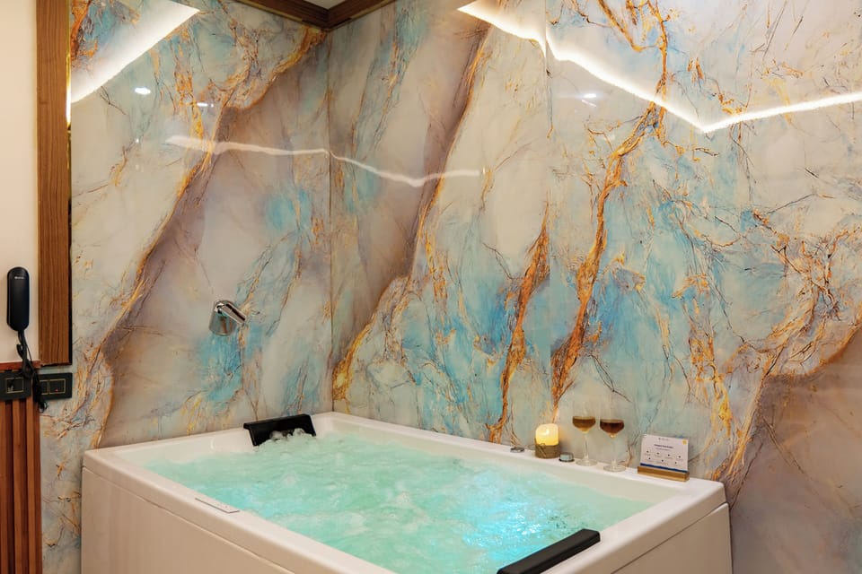 Elite Suite | Bathroom
