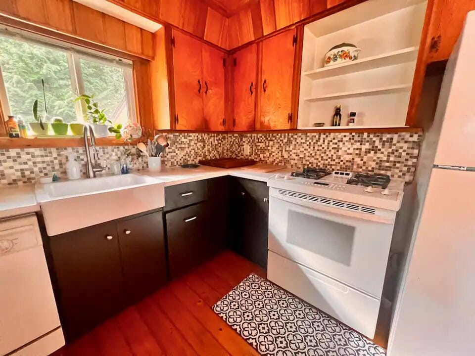 Spices, paper towels, kitchen island