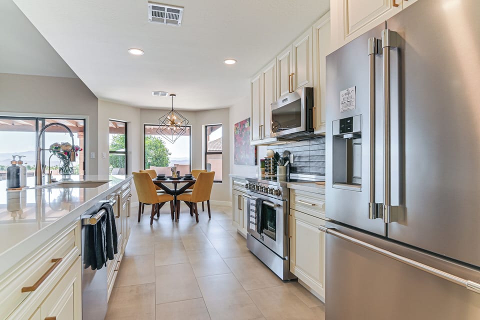 House (4 Bedrooms) | Interior
