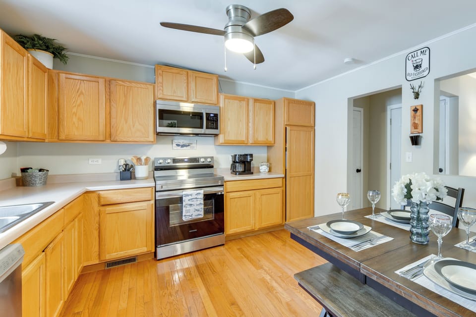 House (3 Bedrooms) | Interior