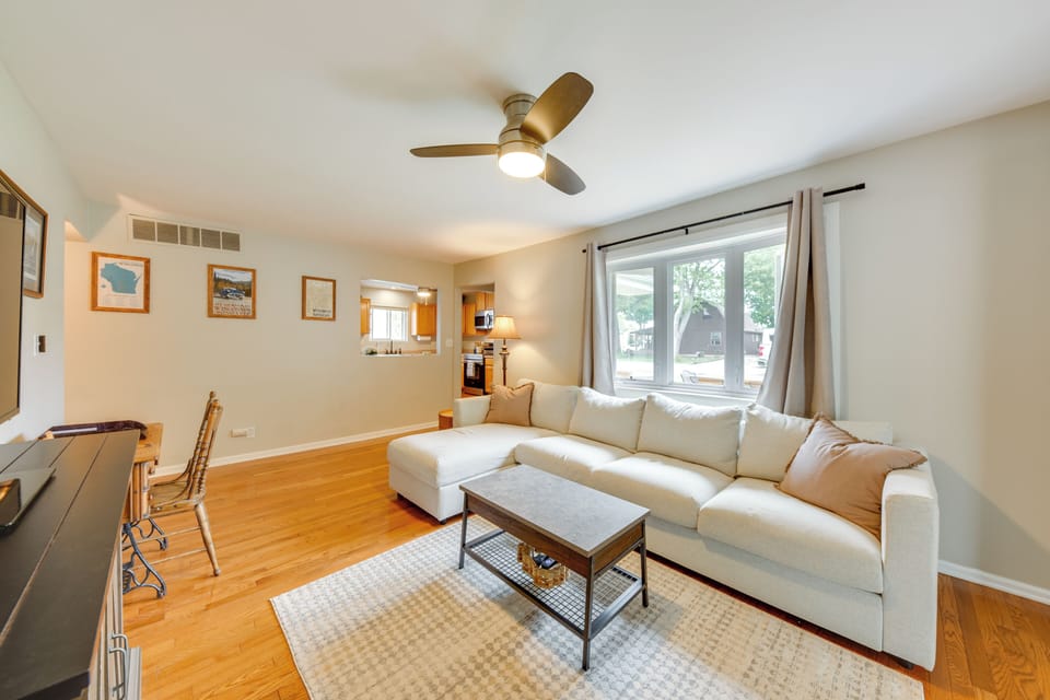 House (3 Bedrooms) | Interior