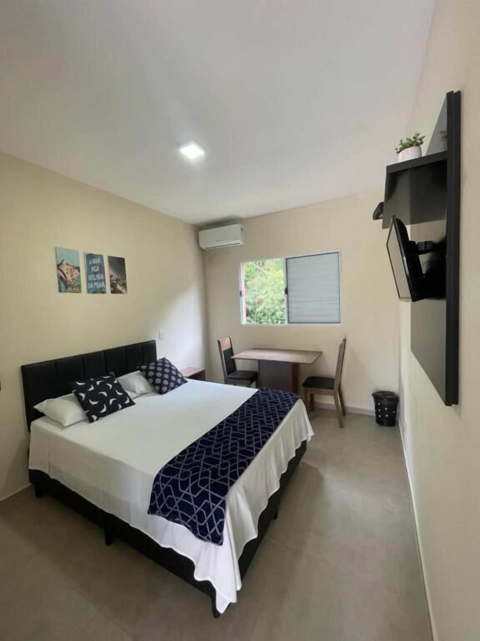 Comfort Double Room, 1 Double Bed, Private Bathroom | WiFi (free)