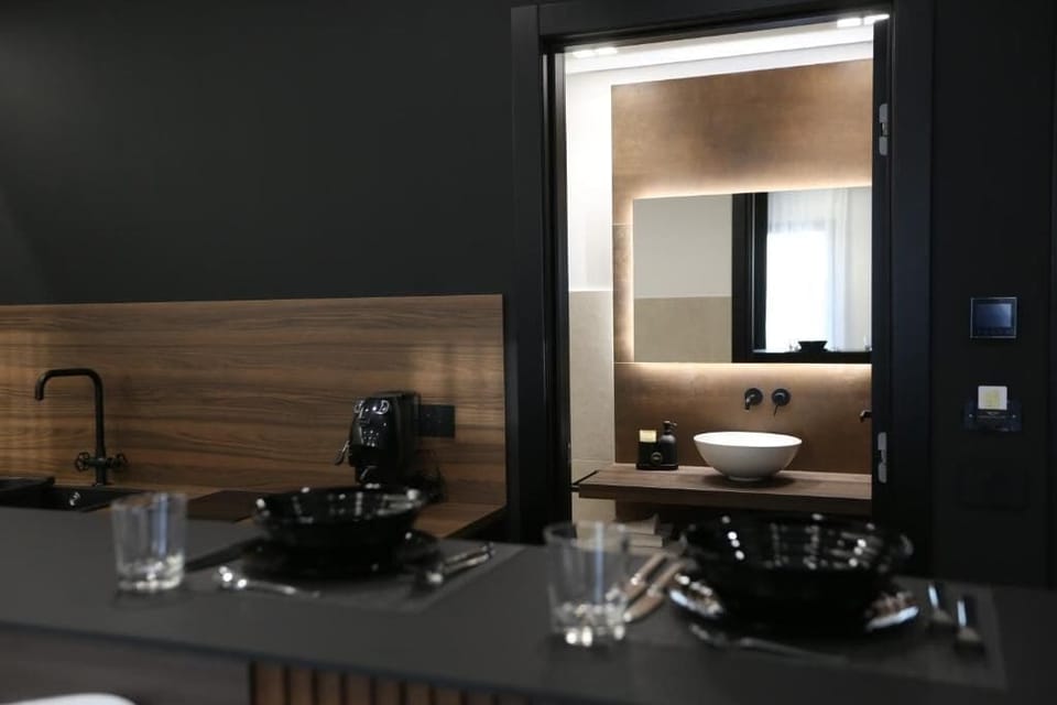 Superior Double Room, Balcony | Bathroom | Bidet