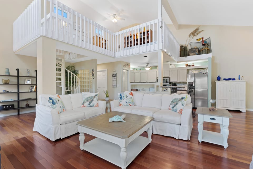 Spacious and Open Layout