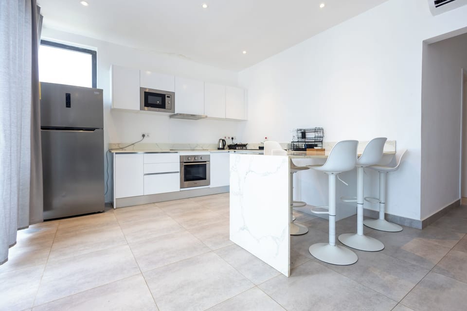 Luxury Villa | Private kitchen | Fridge