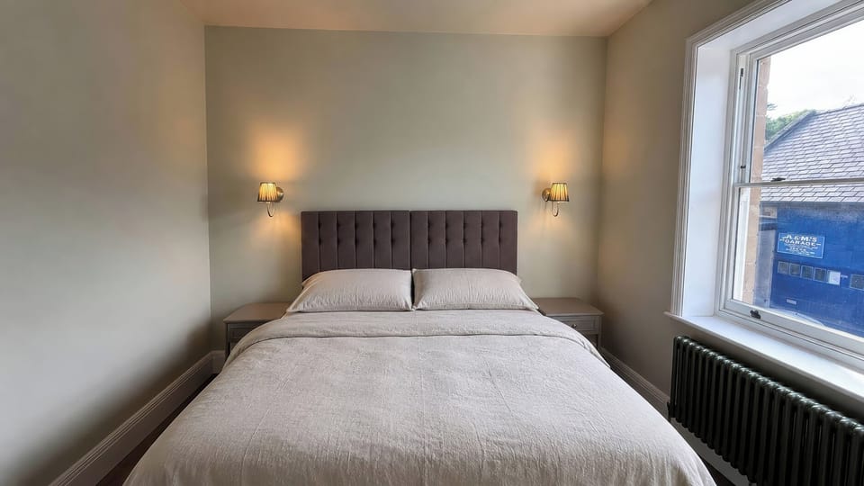 Holt Hall - First Floor Apartment Cottage in Matlock