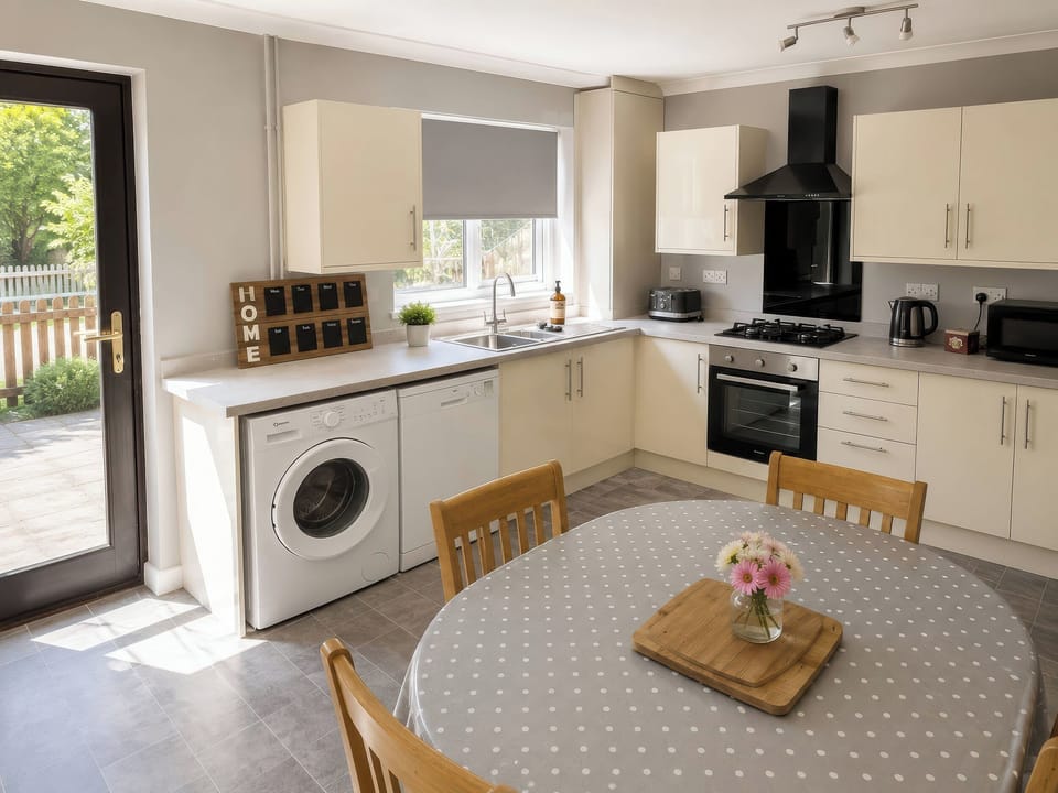 Cottage | Interior