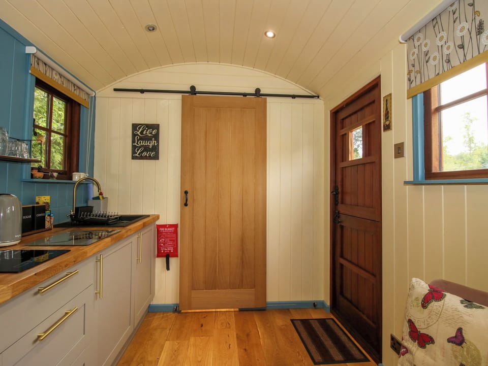 Woodie Cottage in Malvern Hills District