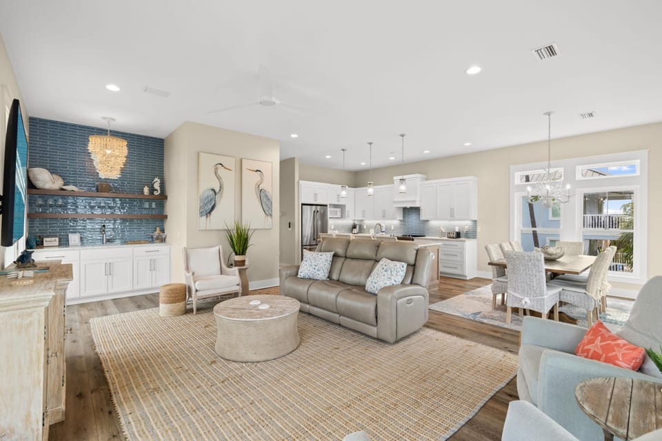 House, 4 Bedrooms, Private Pool, Ocean View | Living area | 50-inch Smart TV with digital channels