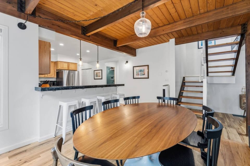 6 person dining table