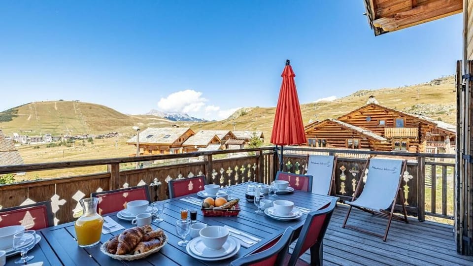 Step out onto your private terrace in the evening!