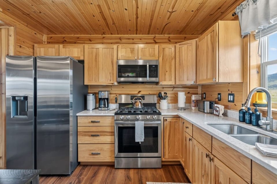 Fully equipped kitchen