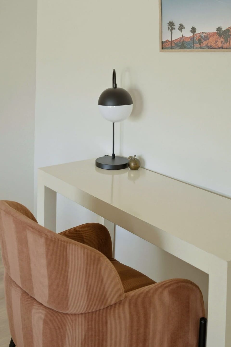 Working space for those who need to work during their stay